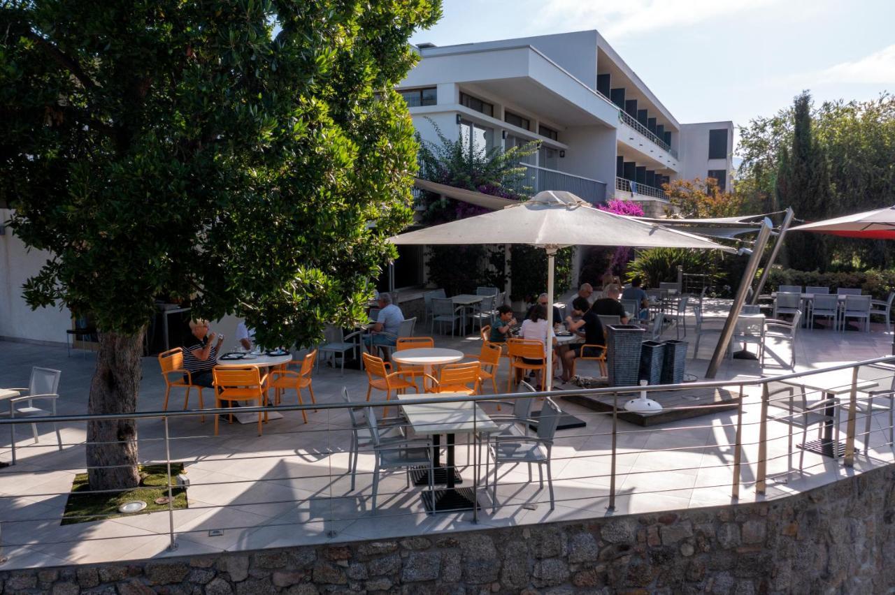 Hotel Les Eucalyptus Porto Pollo Eksteriør bilde