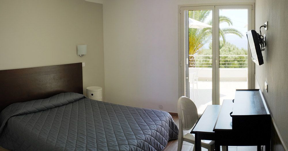 Hotel Les Eucalyptus Porto Pollo Eksteriør bilde